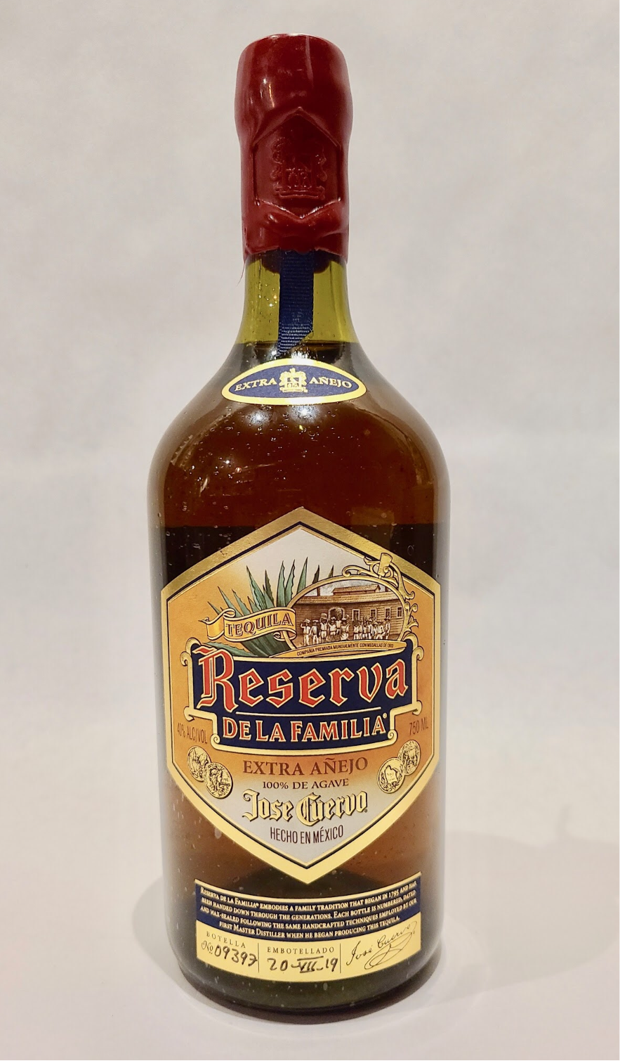Jose Cuervo Reserva de la Familia Extra Añejo